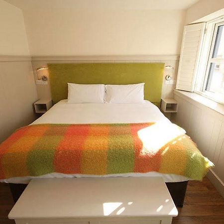 Hotel Quinlan & Cooke Boutique Townhouse à Cahersiveen Extérieur photo